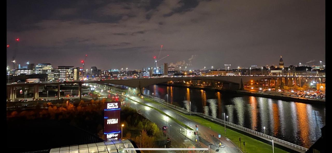 Appartement The Heights - River And City View à Glasgow Extérieur photo